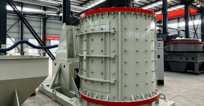 Durante el funcionamiento de la máquina de producción de arena PLF